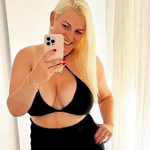 1blondewumme image 0