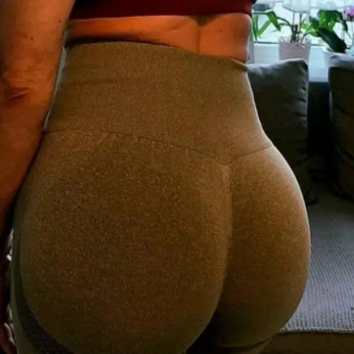 emiliaemilia69 image 3